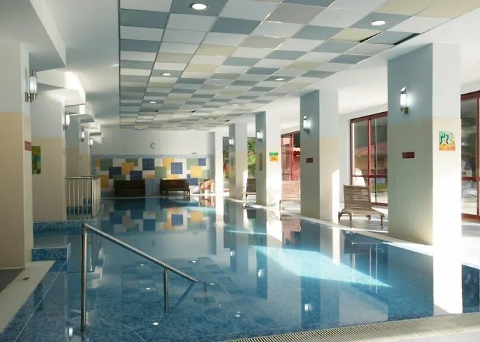 Хотел парк одесос - ол инклузив 3*